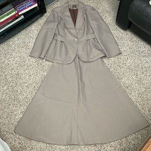 Vintage 70s skirt suit